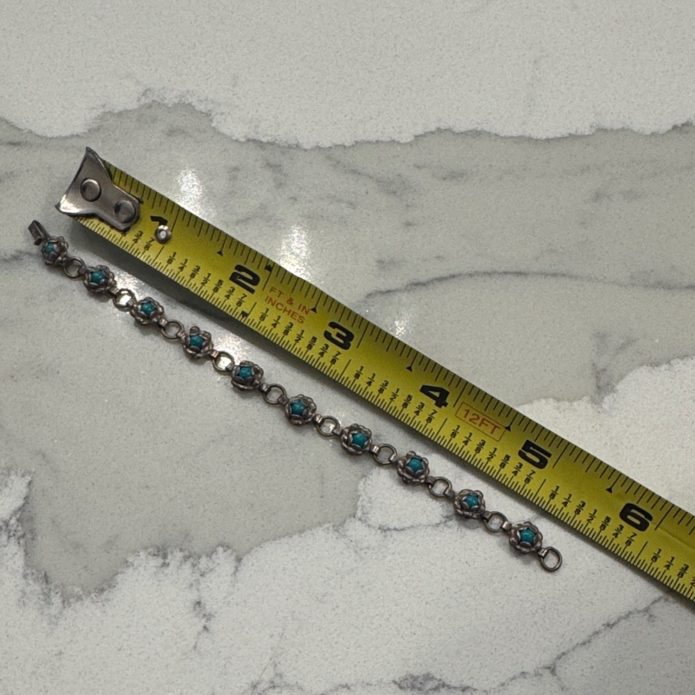 Children’s Silver and turquoise bracelet - Picture 2 of 5